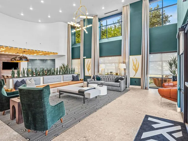 Building's Lounge