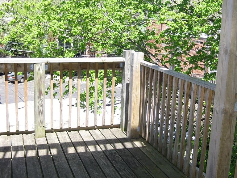 534 W Dickens Ave #3 — Photo 10