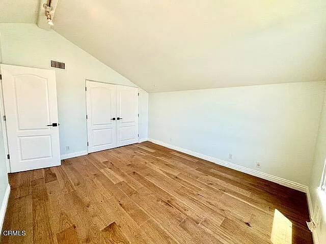108 Los Feliz St — Photo 30