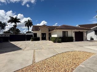 Venezia Homes Estates Ist, Miami, FL 33182