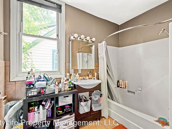 4th image of 1764 Perrysville Ave #11396803