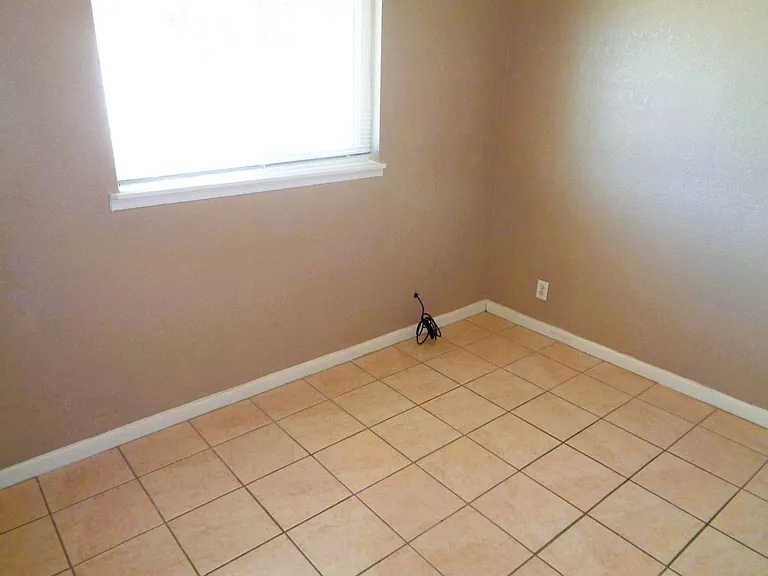8724 Polaris St — Photo 18