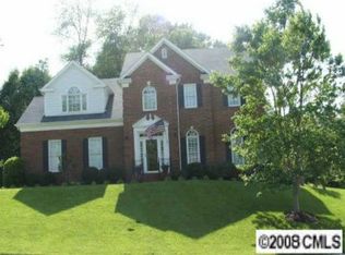 4707 Jamesville Dr, Matthews, NC 28105