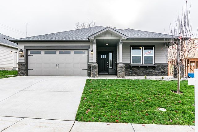 1st image of 2207 Leonard Dr