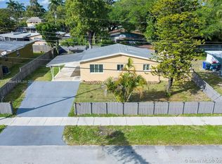 4211 SW 32nd Ct, West Park, FL 33023