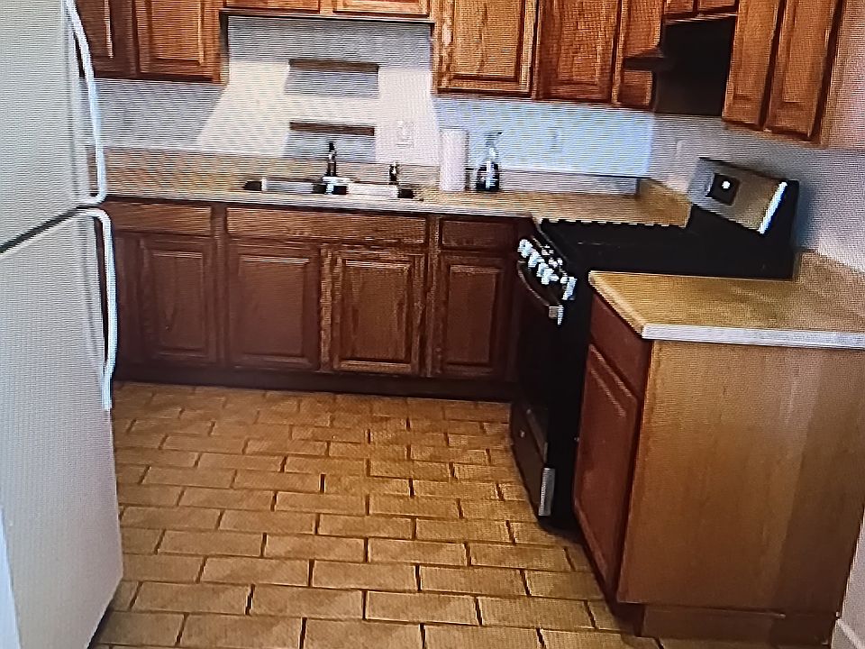 1st image of 2229 Renwick Ln