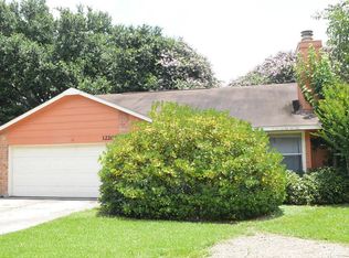12206 Innsbruk Ct, Houston, TX 77066