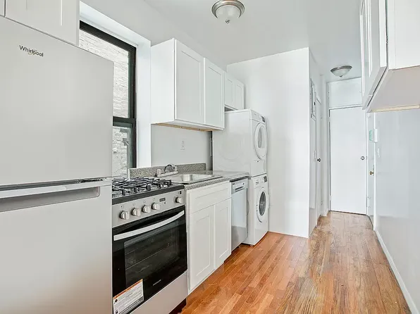 359 West 45th Street image 1 of 5