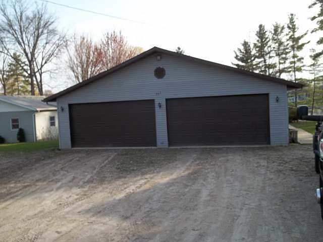 2nd image of 863 Quillett Dr