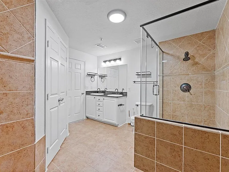 501 Knights Run Ave #2307 — Photo 13