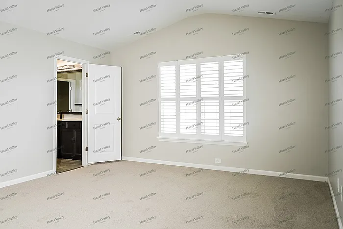2540 Mable Ln — Photo 6