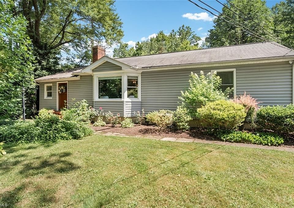 1st image of 7636 Birchmont Dr