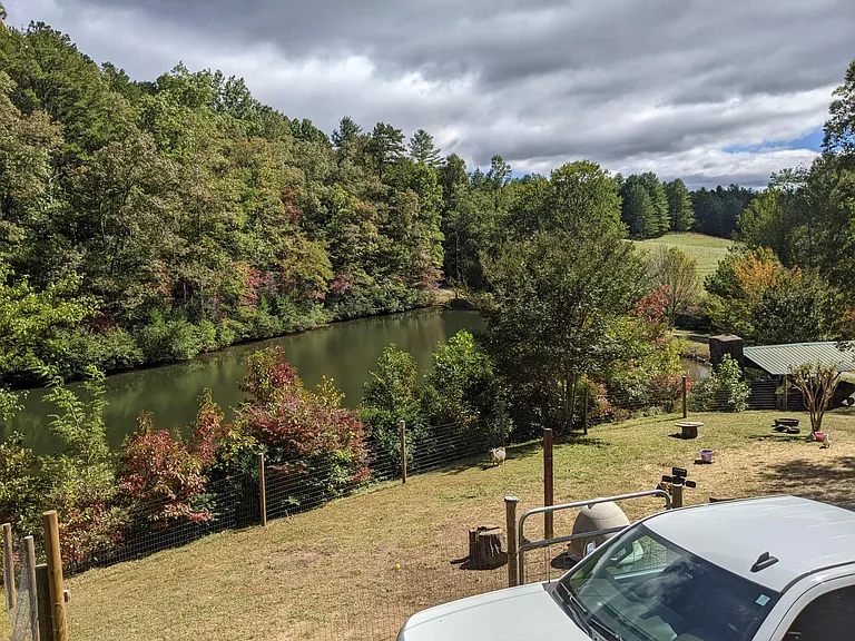 Sawyer Ln — Photo 4