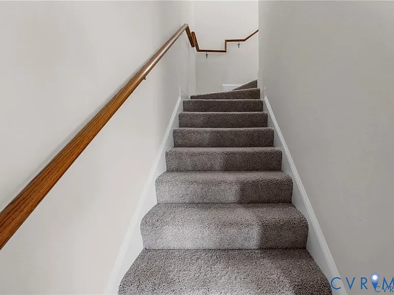 733 S Pine St — Photo 24