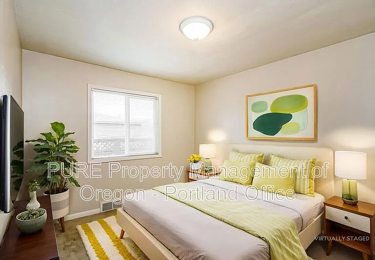 7016 N Amherst St — Photo 1