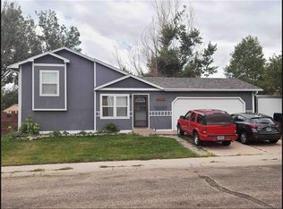 2115 Rooks Ave, Cheyenne, WY 82007