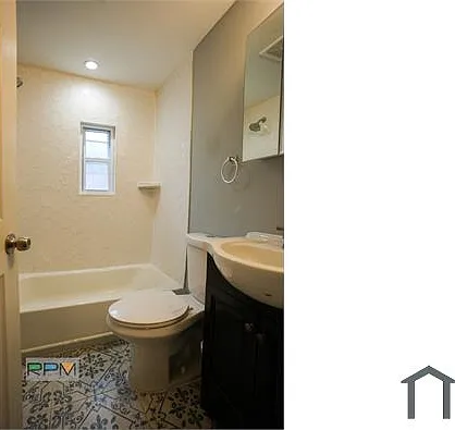 3 bed, $2,000 — Photo 4