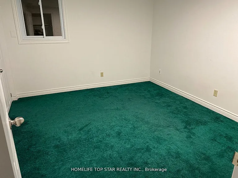 6 Cranston Manor Ct #BASEMENT — Photo 5