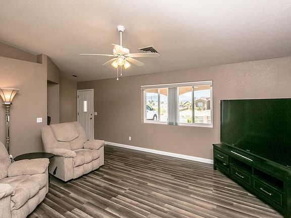 4th image of 2918 Jamaica Blvd S