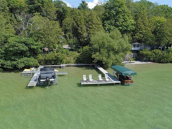 2nd image of 3513 N Lake Leelanau Dr