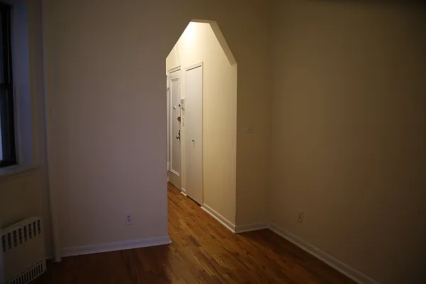 Rented by Waverly Realty Associates | media 2