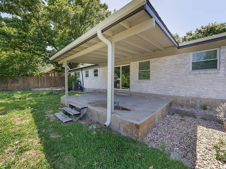 11603 Oak Trl — Photo 23