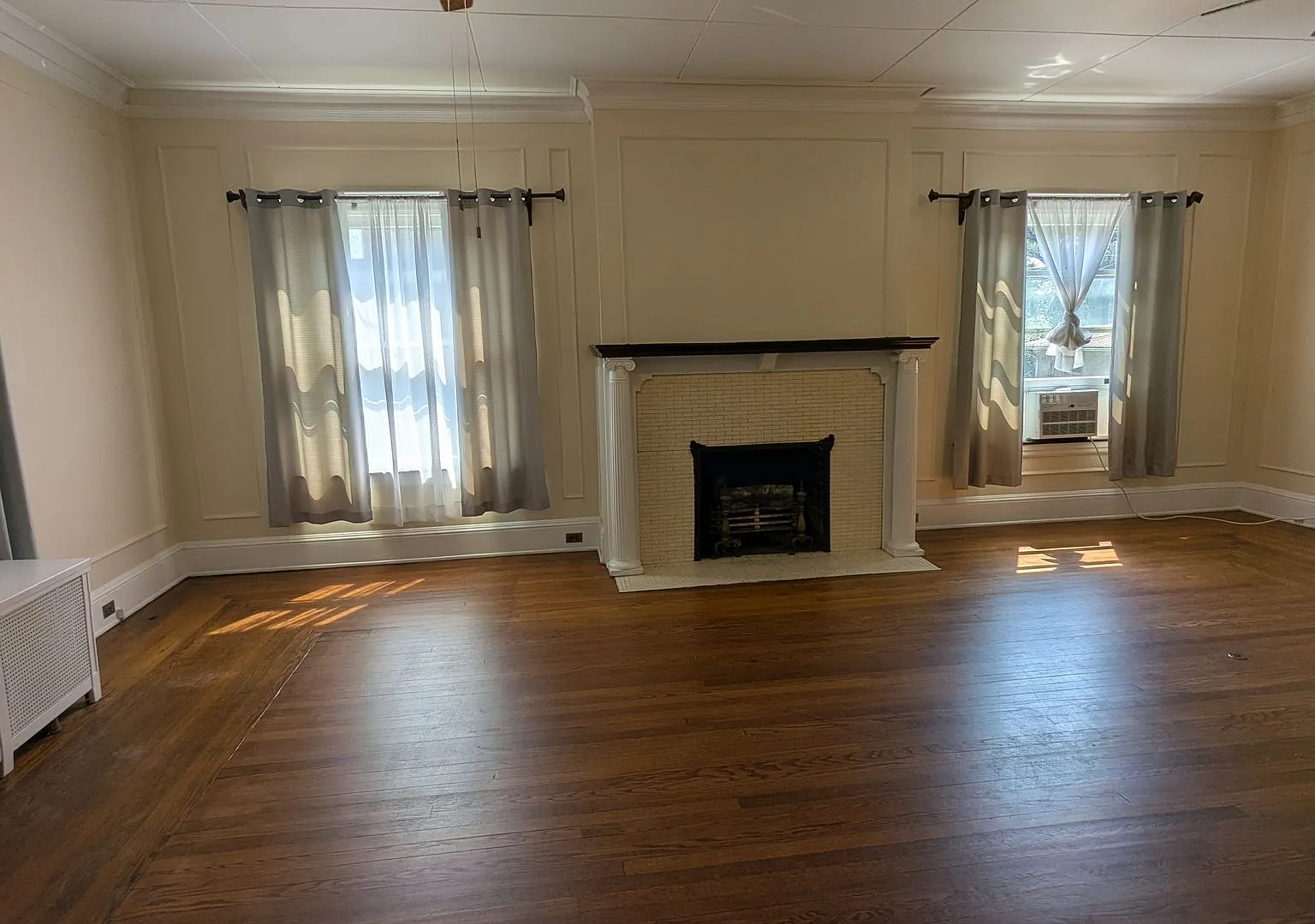 303 4th St NE — Photo 4