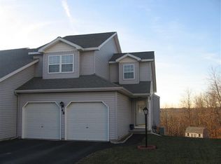 48 Brook St, East Greenbush, NY 12061