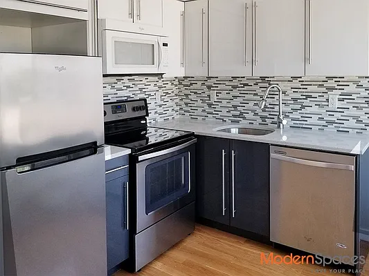 Rented by Modern Spaces | media 15