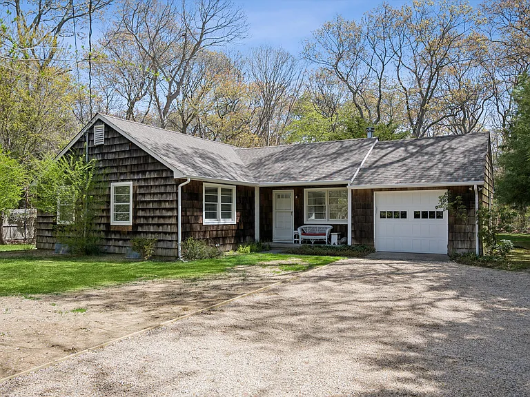 104 Hands Creek Rd — Photo 2