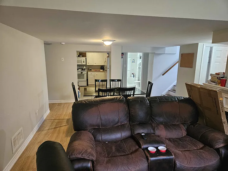 48 Glovers Rd #2 — Photo 4