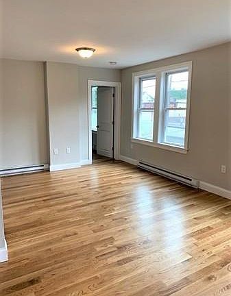 4th image of 83 Germain Ave #1