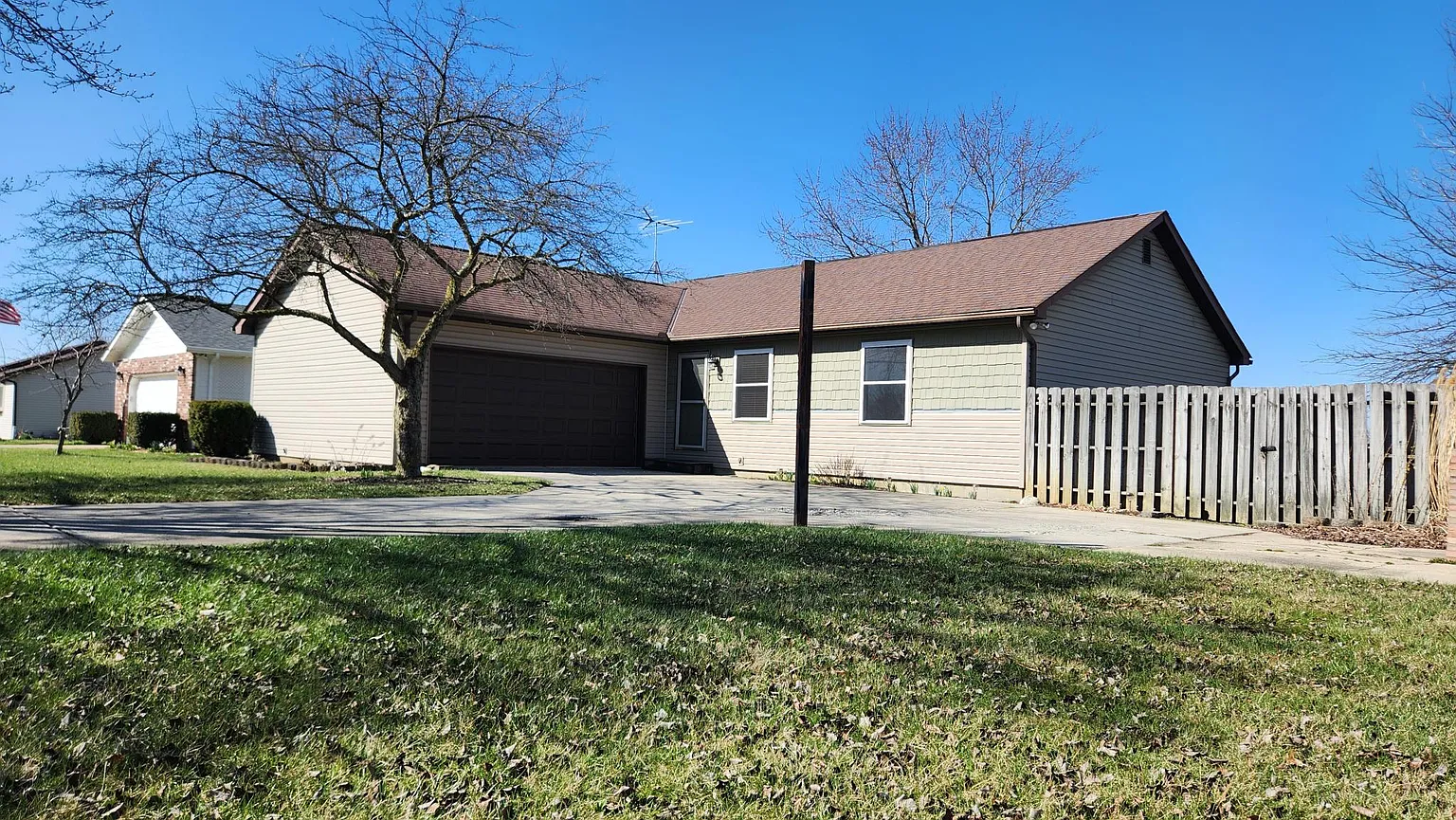 784 Cheshire Rd photo 1
