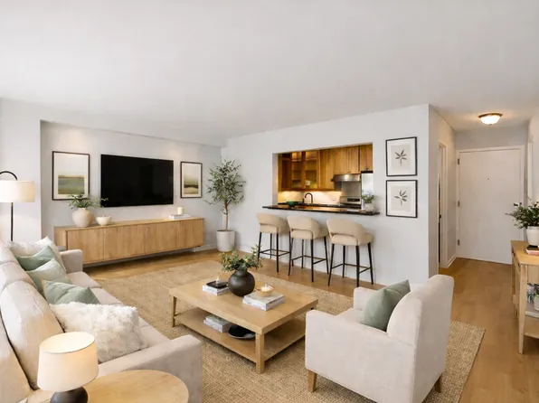 3950 N Lake Shore Dr, Chicago, IL