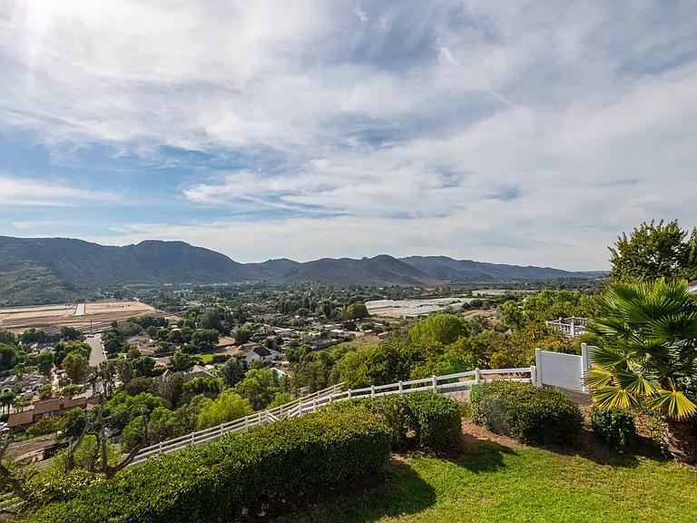 11300 Highridge Ct — Photo 43