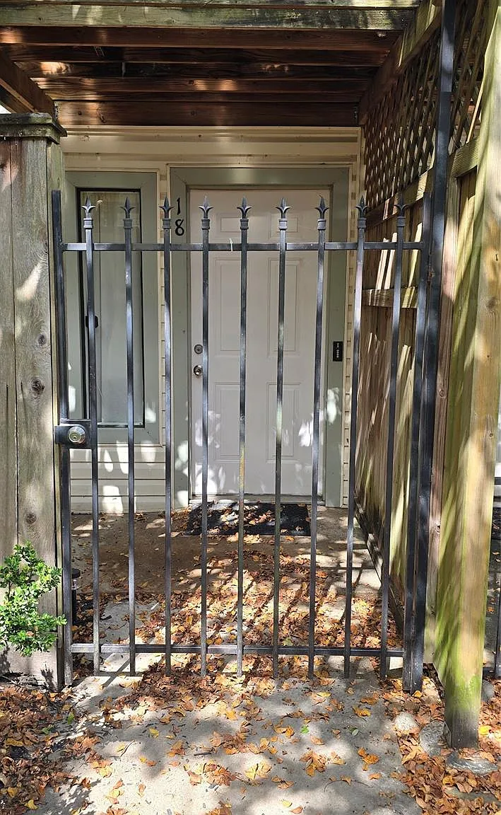 1 bed, 1.0 bath, 1416 sqft, $750 — Photo 2