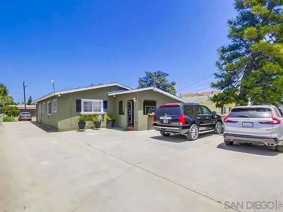 5th image of 3530 Sunset Ln