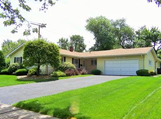314 Hubbard Ln, Crete, IL 60417