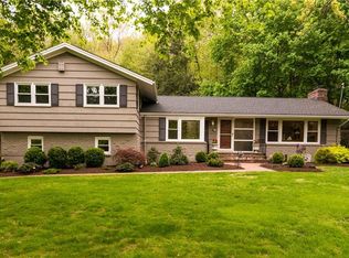 30 Garey Dr, Chappaqua, NY 10514