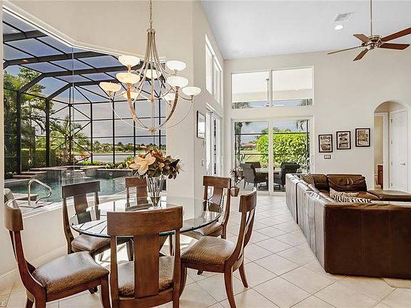 5th image of 19249 La Serena Dr