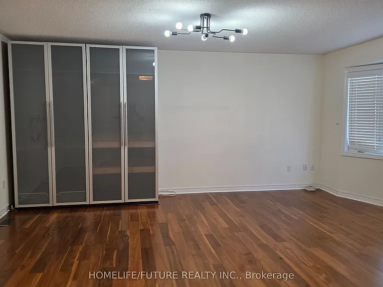 51 Waite Cres — Photo 15