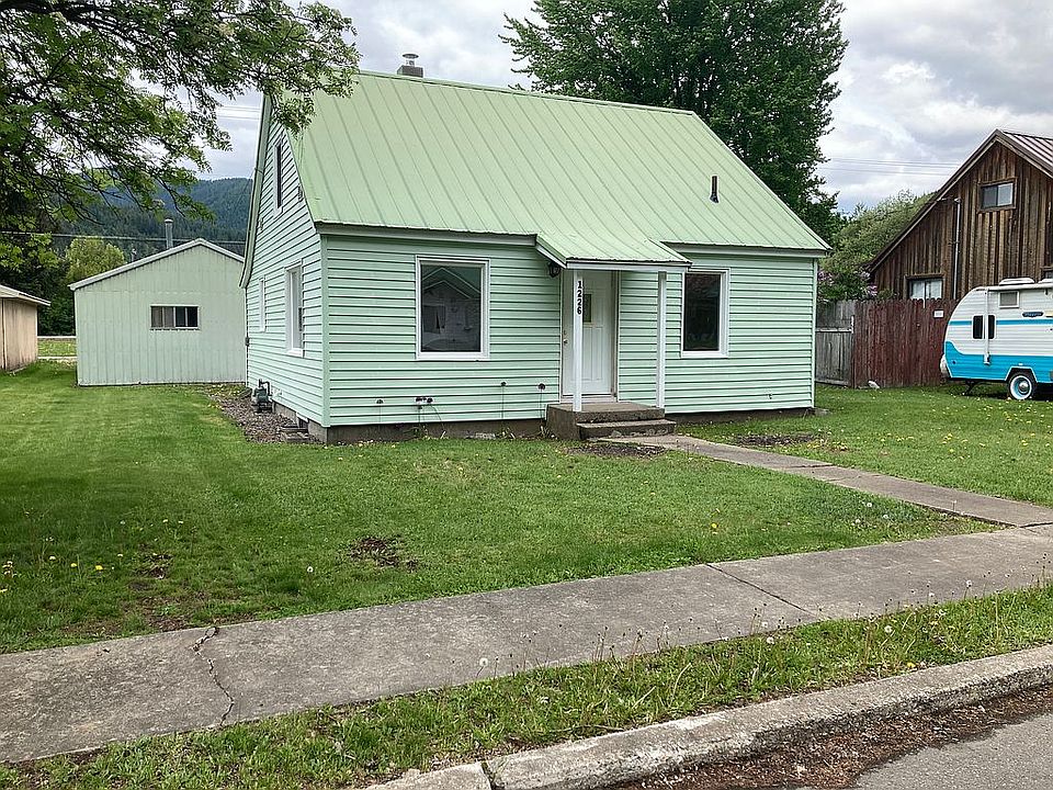 1st image of 1226 E Larch Ave
