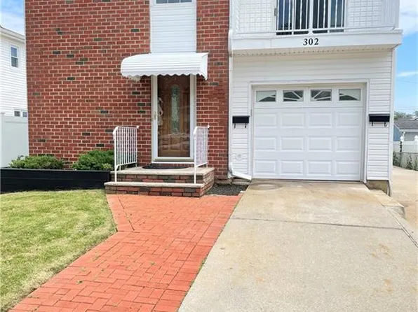 302 Maybury Ave, Staten Island, NY 10308