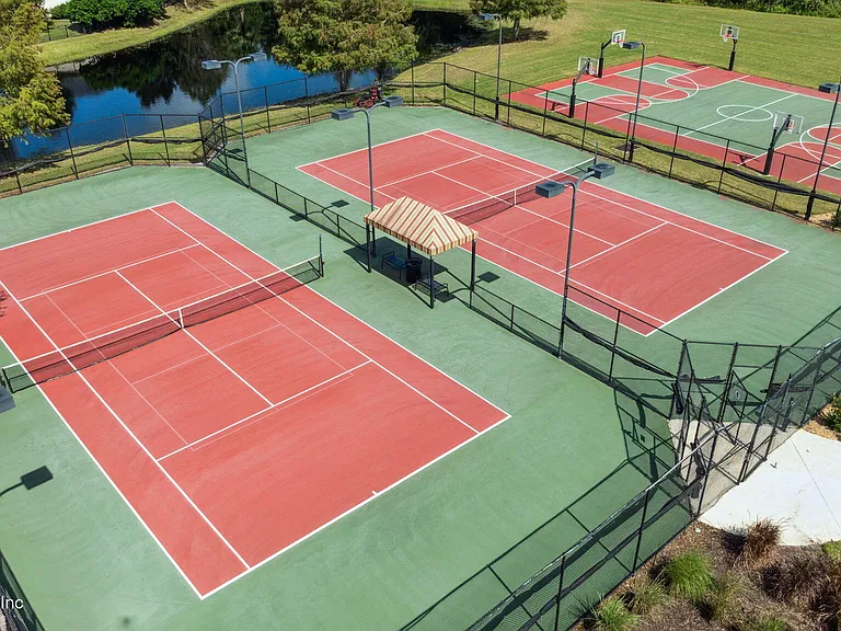 470 Servia Dr — Photo 54