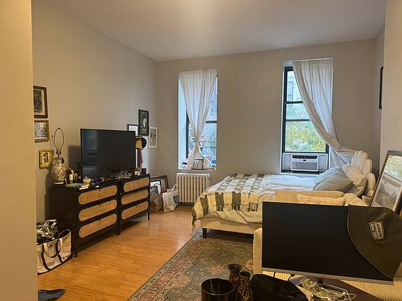5th image of 173 E 90th St APT 2A