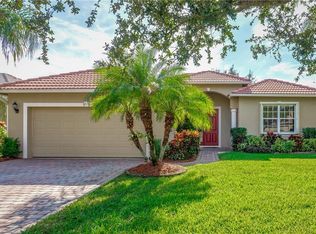 319 NW Sheffield Cir, Port Saint Lucie, FL 34983