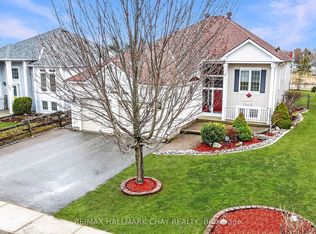 205 Country Ln, Clearview, ON L0M1S0