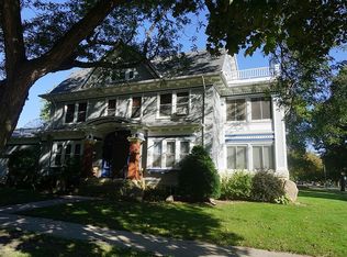 204 7th St NW, Mason City, IA 50401