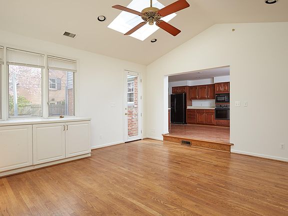 2nd image of 9813 Kentsdale Dr