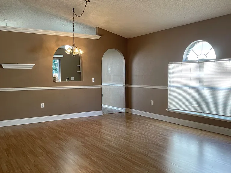 7323 Lawn Tennis Ln — Photo 6